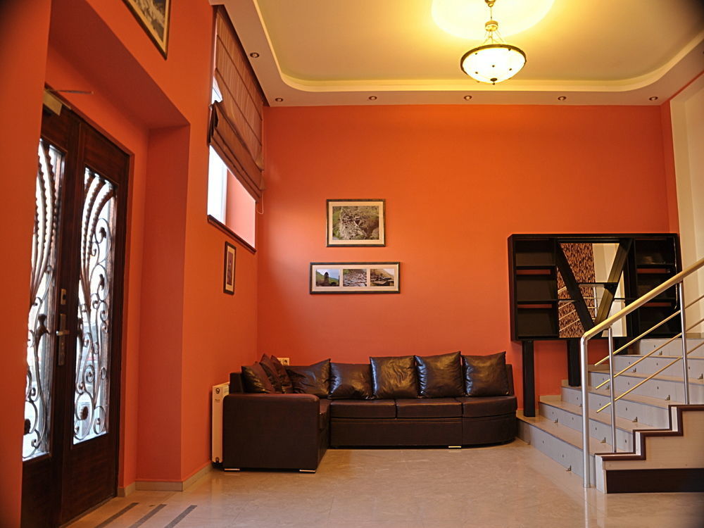 Gold Star Hotel Tbilisi ภายนอก รูปภาพ