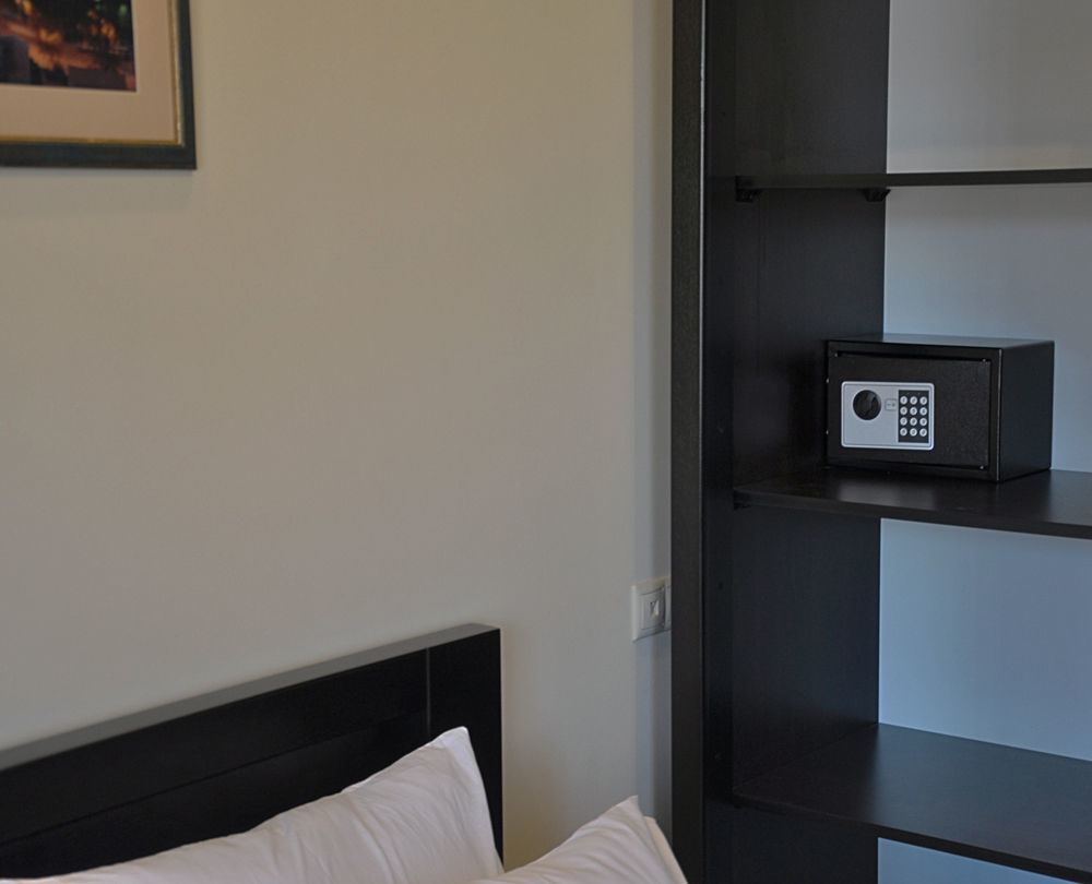 Gold Star Hotel Tbilisi ภายนอก รูปภาพ