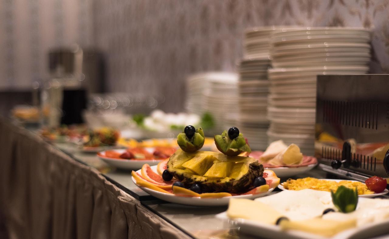 Gold Star Hotel Tbilisi ภายนอก รูปภาพ