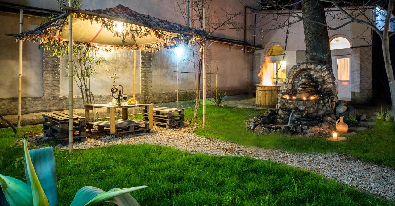 Gold Star Hotel Tbilisi ภายนอก รูปภาพ