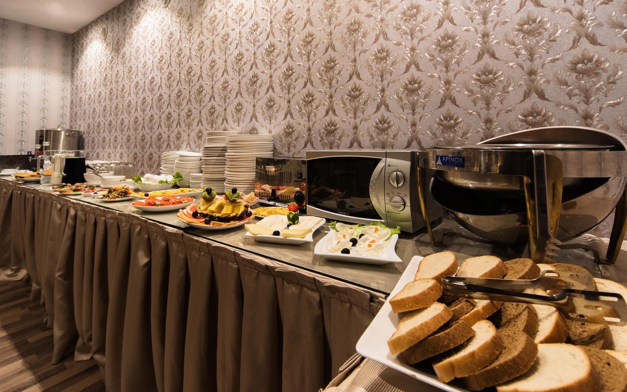 Gold Star Hotel Tbilisi ภายนอก รูปภาพ
